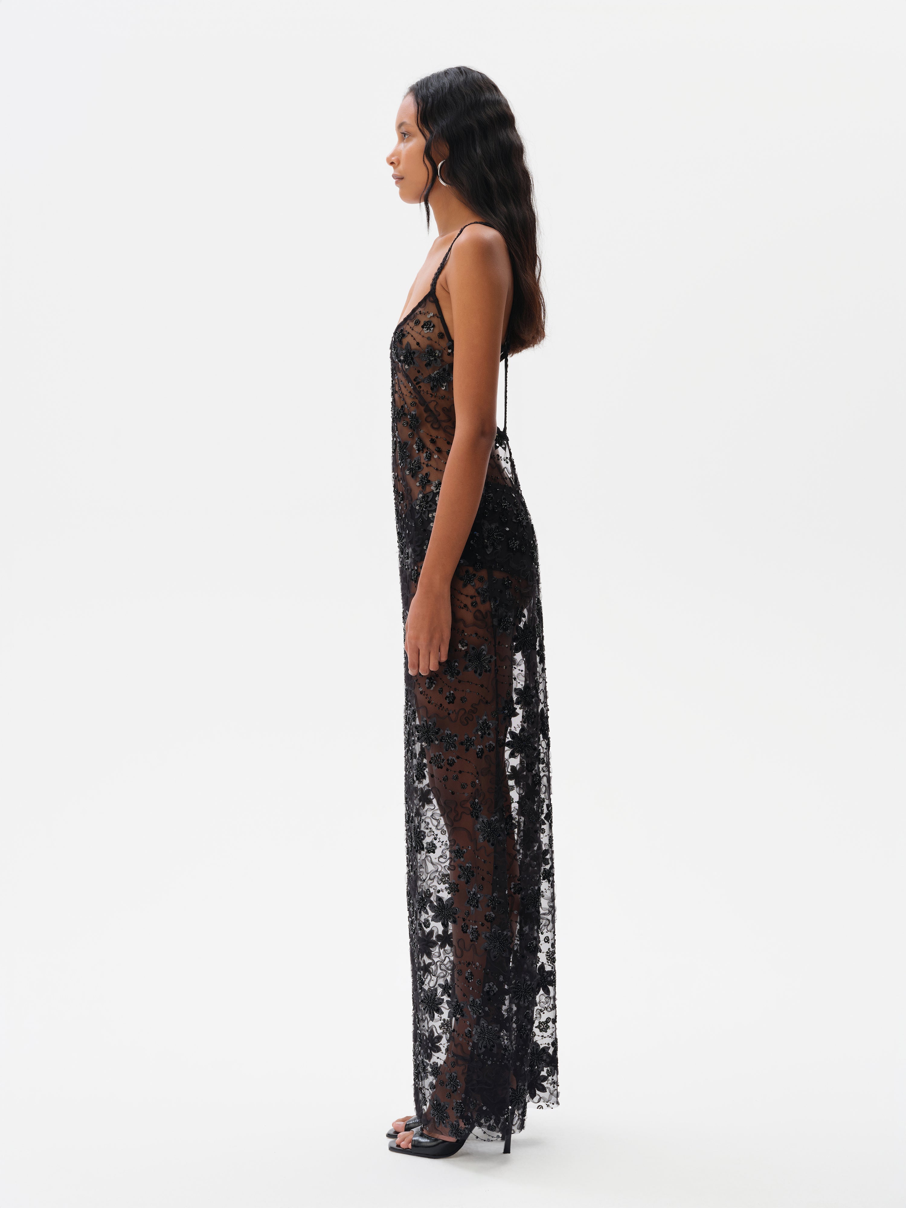 LUCILLE - Embroidered open back maxi dress with mini shorts