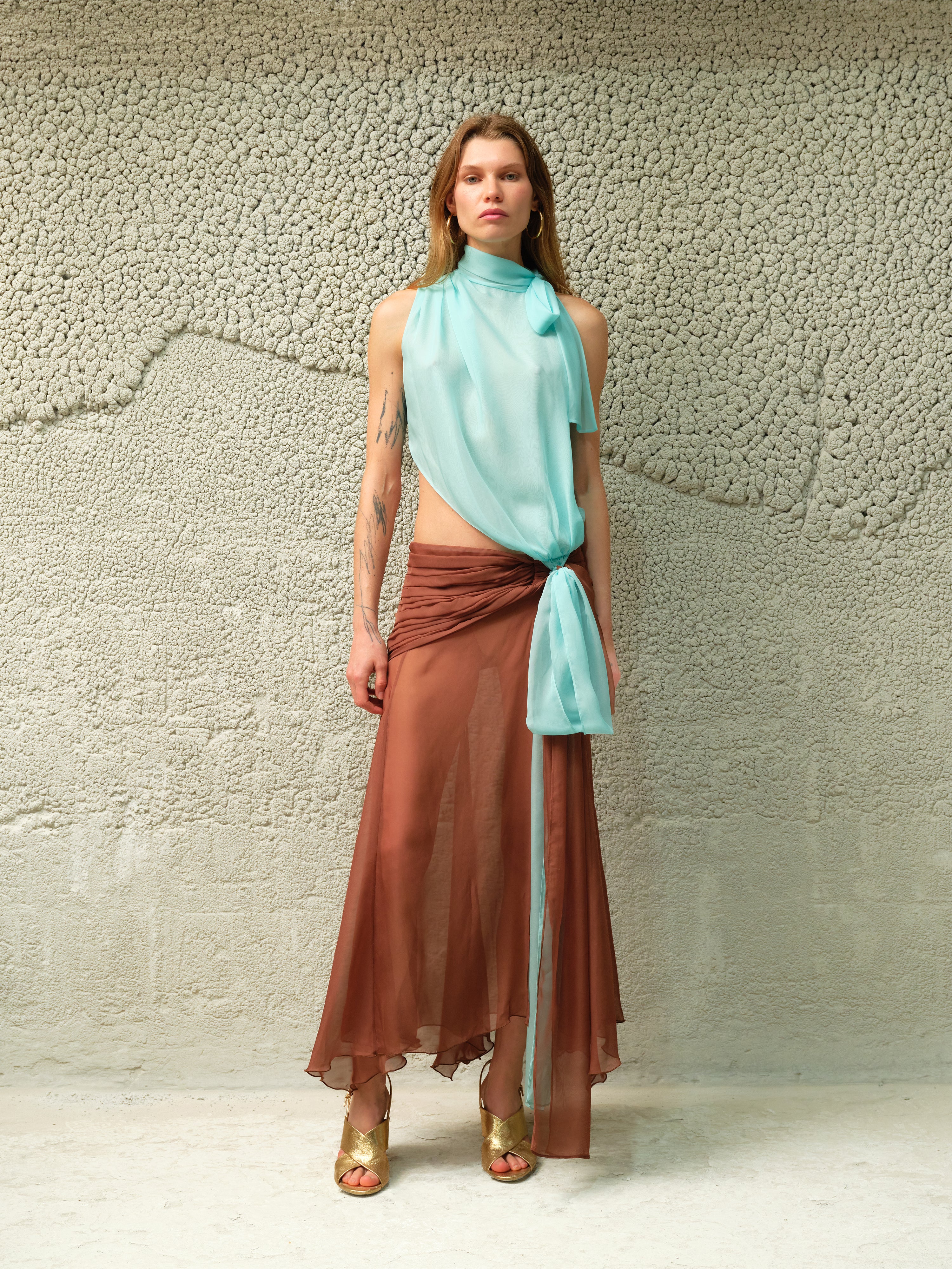 DALIA - Two-tone draped chiffon gown with bow detail