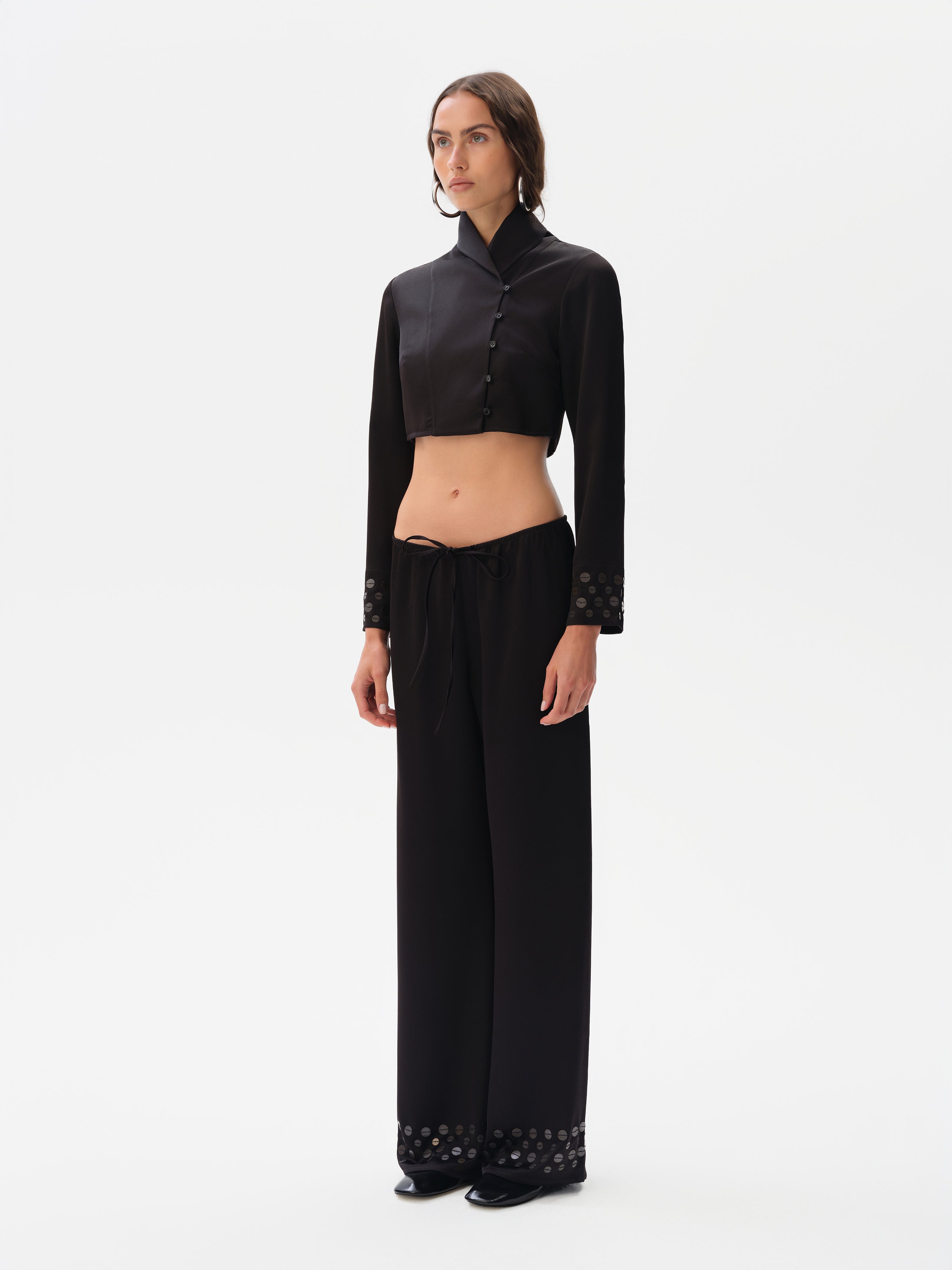 NOVA - Satin cropped shirt with embroidered sleeve cuffs