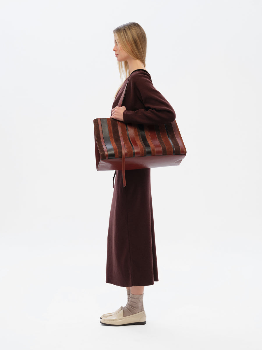 BRISA - Oversized leather tote bag with shoulder straps