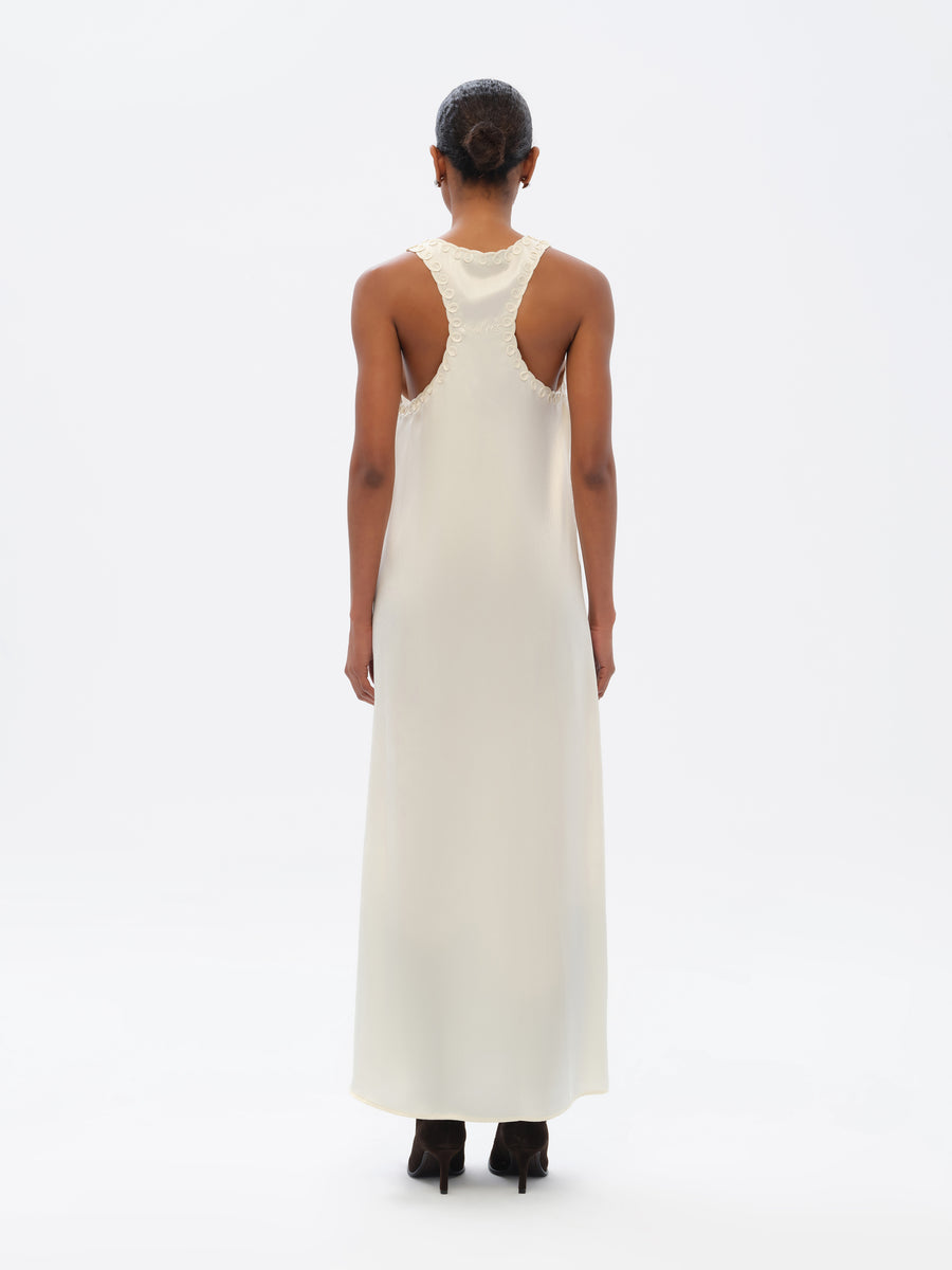 SHUN - Embroidered deep u-neck dress